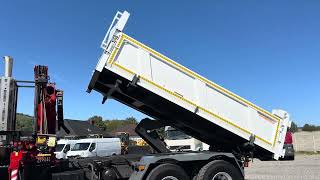 Cami&atilde;o basculante Renault Kerax 26.370 6x4 Mocny HDS FASSI F110 | Imagem 4 - Autoline