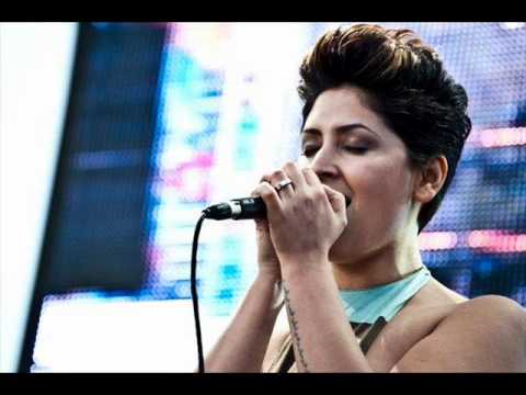 Svart Moyo Ft  Peyman & G-Türk - Dance With Me