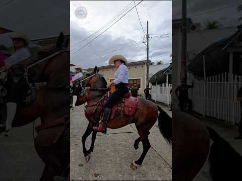 🐴Very Beautiful Women riding 🇨🇴 #culturas4k #Teruel #huila #colombia #horses #ladies #beauty #women