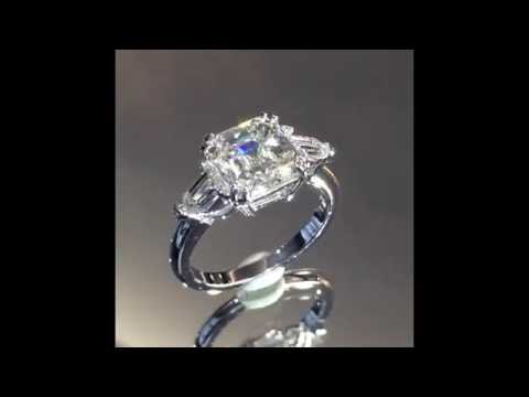 Asscher Cut Diamond 3-Stone Engagement Ring