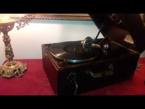 Argentina - Paso Doble - Adolfo Carabelli y su Orquesta