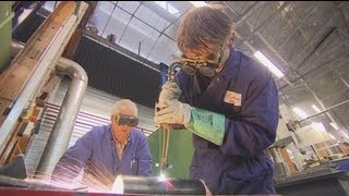 euronews reporter - Fighting youth unemployment in the Netherlands