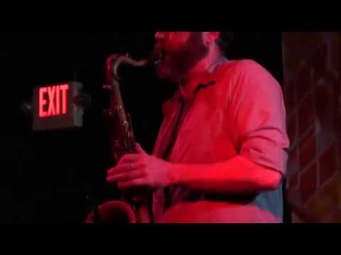 "Marcha De La Vida" LIVE