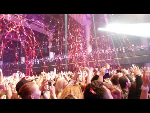 Leoš Mareš & Pavel Calta Píšem si svůj sen  - Forum Karlin 2017