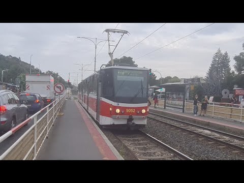 Tatra KT8D5 arrives at Dvorce