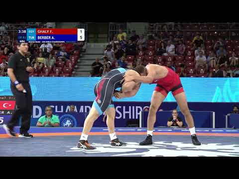 BRONZE GR - 82 kg: F. GHALY (EGY) v. A. BERBER (TUR)