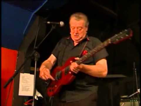 Mick Abrahams - Rock Me Baby ( Live at Bishops Stortford Blues Club 24th November 2003)