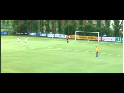 Ridiculous goalie gaffe: Oyvind Onsoyen (Buvik) v Rosenborg II