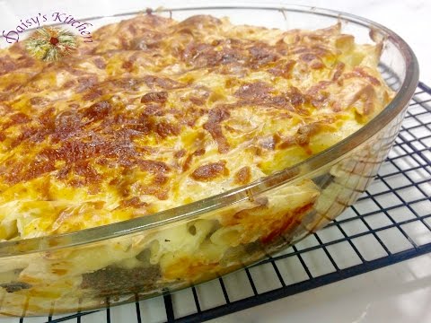 Baked Penne with Béchamel Sauce & Ground Beef
