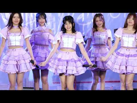 BNK48 Ratah - Kinou Yori Motto Suki @ BNK48 12th Believers Roadshow Concert [Fancam 4K 60p] 220924