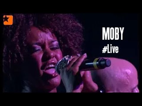 MOBY feat Joy Malcolm  - In This World - Live  Main Square Festival