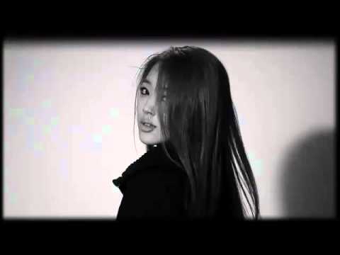 f(x)(    )-Victoria         with Sulli   Krystal -CF dance HD -