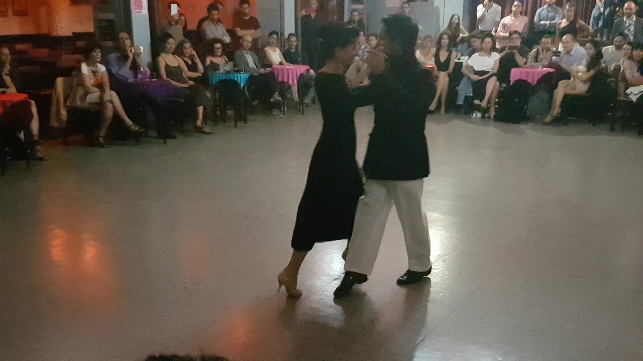 MARIELA SAMETBAND y GUILLERMO "EL PEQUE" BARRIONUEVO  en Viva La Pepa! Milonga (3/3)