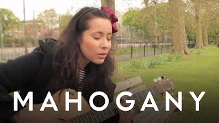 Nerina Pallot - Put Your Hands Up | Mahogany Session