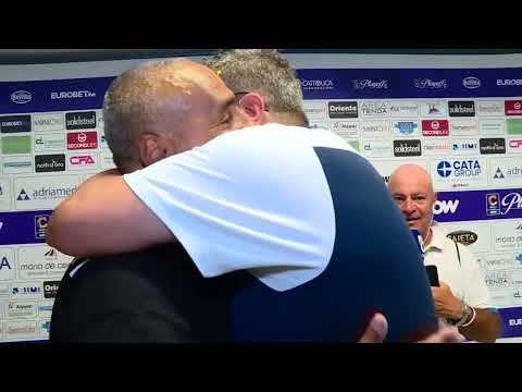 ONTV: Liverani abbraccia Baldini post PESCARA-TERNANA (0-1) Playoff