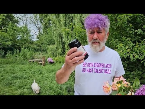 Robert Franz : Bin 65 , mein Seniorenpulver  nehme ich jede früh ein.