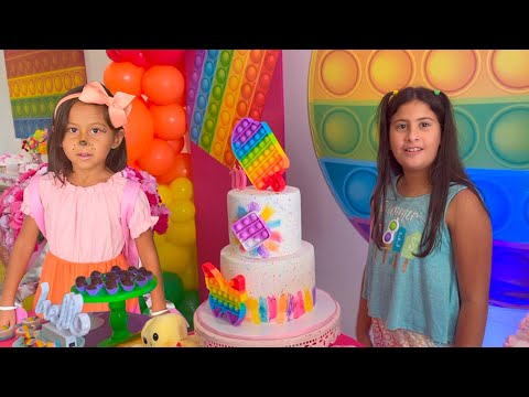 SONO ANDATA ALLA FESTA POP IT DI MARIA CLARA! Con Familia Maria Clara e JP (Compilation)