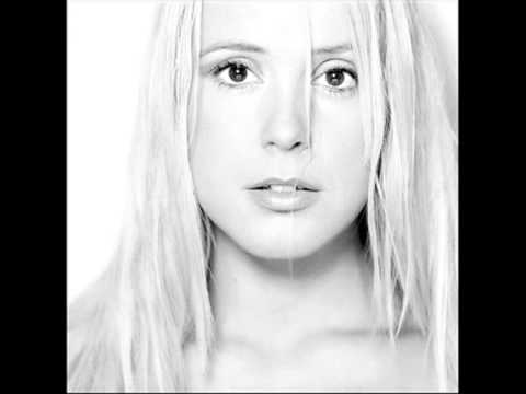 Tina Dickow Friend In A Bar