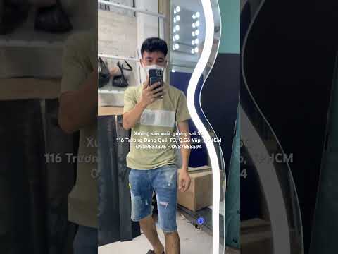 Gương hình gấu có đèn LED 3 màu cảm ứng 60x170cm