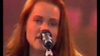 BELINDA CARLISLE + ZODIAC MINDWARP &amp; THE LOVE REACTION