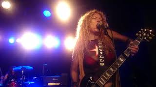 Nashville Pussy - Hate And Whisky - Dresden 03.11.2017 - FROG