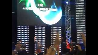 Al que está sentado en el Trono - Marco Barrientos - Soluciones Juveniles 2014