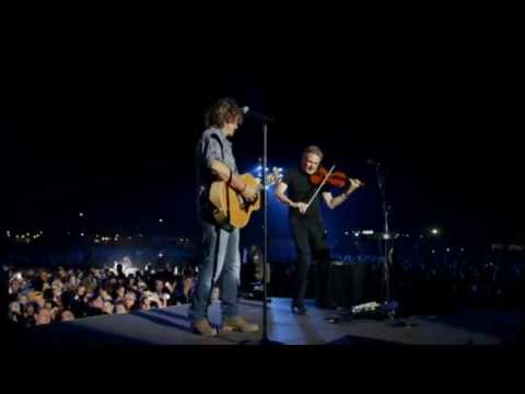 Ligabue & Mauro Pagani - Ho ancora la forza (Campovolo 2011)