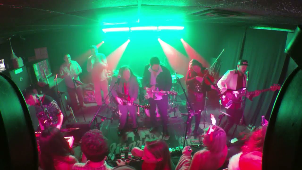 Promotional video thumbnail 1 for Half Moon