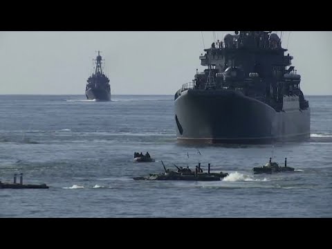 Top News - Nga aty mund të godasë të gjithë Europën!/Putin çon avionë me raketa në Kaliningrad