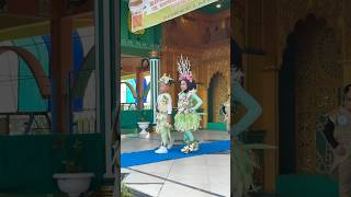 Download lagu Fashion show anak TK dengan baju daur ulang, model cantik dan ganteng berbakat #catwalk #marketday mp3