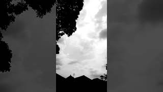 Download lagu Kabut , sengajakah engkau mewakili fikiranku by Ebiet G Ade @darwono3394 mp3