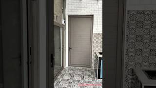 ประตูบานเปิดแบบลูกฟูกทึบ