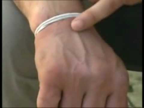 Ð ± оР»DN, ÐºÐ¾Ñ N, D Ð¿Ð¸Ð½Ñ Ñ < Wachstumshormon und Gelenke und der Wirbelsäule