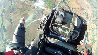 preview picture of video 'Alerre 2011 Paramotor'