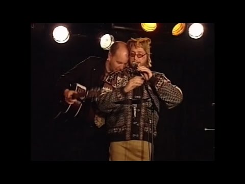 Honningsvågrevyen: Mossa (Fresk, Frank og Freidig 2001)