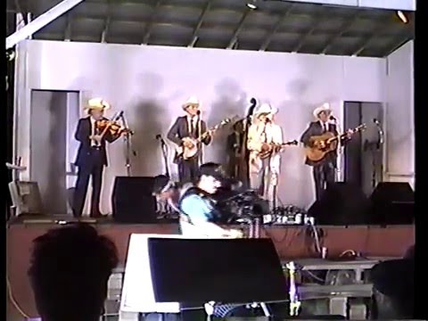 Bill Monroe and the Blue Grass Boys "It's Mighty Dark To Travel" 1990 Bean Blossom, IN