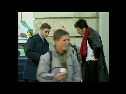 SKRITA KAMERA Franci Kek - Policist išče Keka