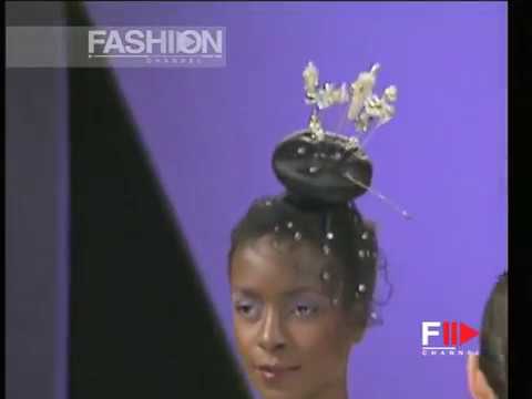 "Helen Storey" Spring Summer 1995 London 4 of 6 pret a porter woman by FashionChannel