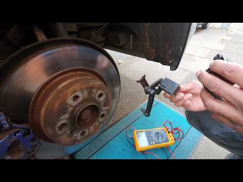 How I troubleshoot error code 9CB4 FRM rear level sensor on BMW E90 330d N57 2008