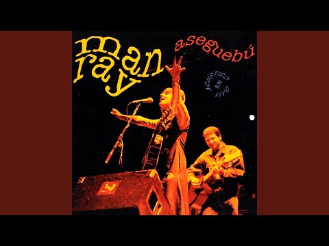 Sola en los Bares (Acústico en Vivo)