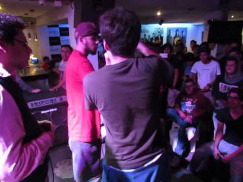 Agnix(Chiclayo) vs Papicha(Lima) Final Nacional Topa Tu Gallo 2017