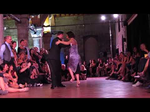  Barbara Carpino  and  Fausto Carpino  are  dancing  to  the  tango  "  Fuimos  "  by  Aníbal Troilo  at  Genova Festival Bravo  in  2018