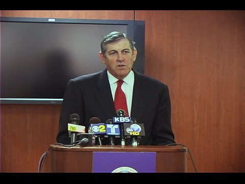 6/1/09 - First death from H1N1 flu virus in Los Angeles County