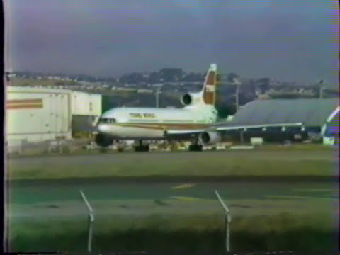 SFO - TWA L-1011 N31029 departing SFO for JFK