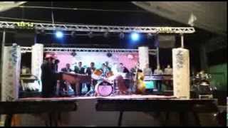 preview picture of video 'Ensamble de Marimbas Guazacapán 2013'