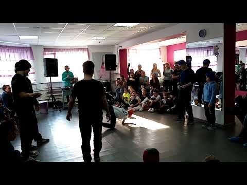 1/4. Yarkiy x Vova VS Frayzlyn x Egor VS Bzik x Master Yoda.  Master x Student