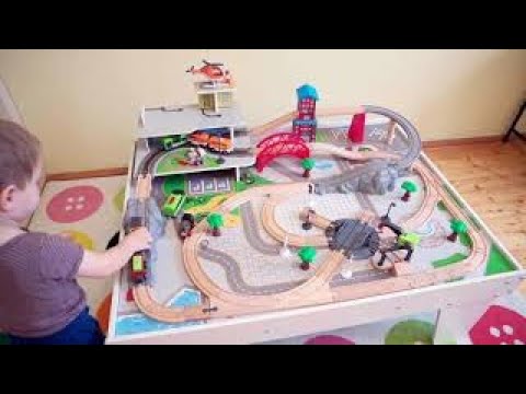 Ігровий стіл для дерев'яної залізниці PlayTive Junior - Wooden Play Table & Train Set