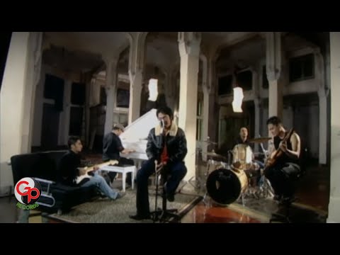 Ada band masih sahabatku kekasihku official music video