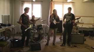 preview picture of video 'HellFire Band Hostinné - zkouška 28.4.2014'