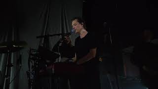 How To Disappear - Thomas Azier Live @Connexion Live, Toulouse, 26.10.19